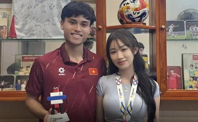 Thưởng và ưu đãi độc quyền 77 ball app